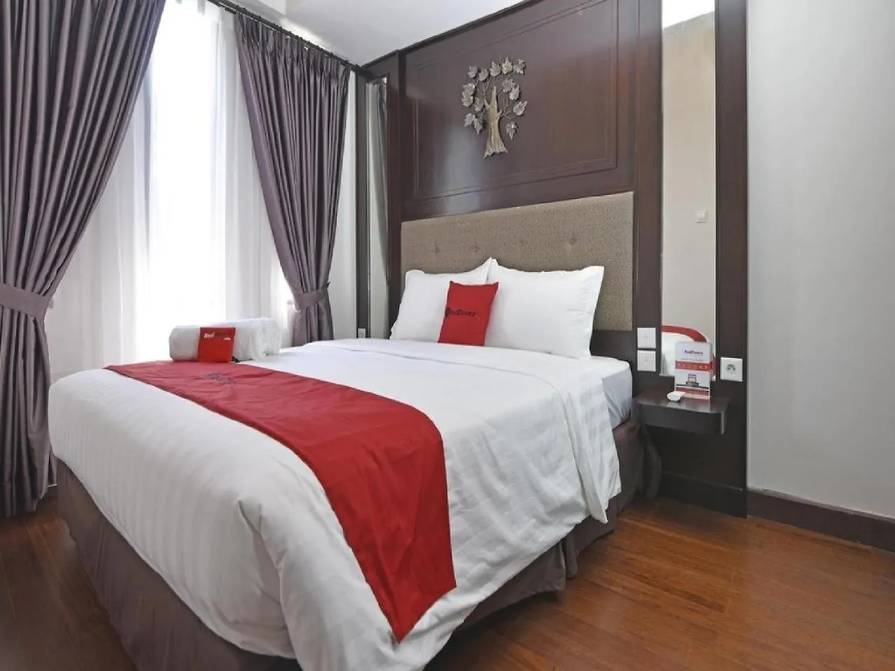 Reddoorz Plus Near Pantai Jimbaran 金巴兰